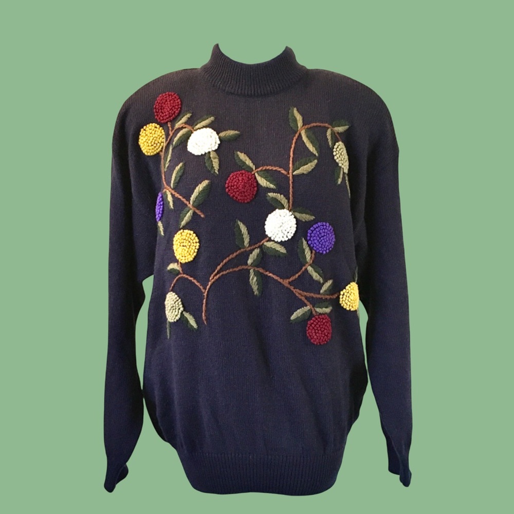 VINTAGE Alfred Dunner Cottagecore
 Navy Blue Embroidered Floral Sweater